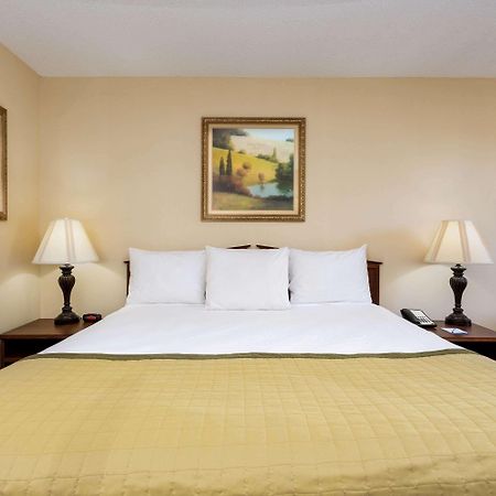 Baymont By Wyndham Easley/Greenville מראה חיצוני תמונה